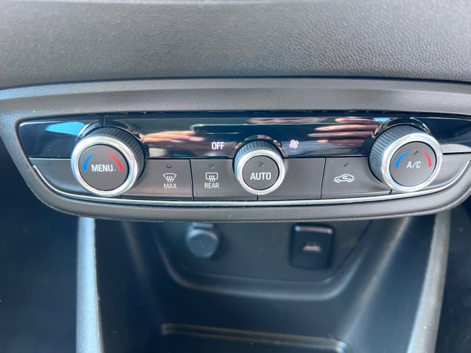 2025 Vauxhall Crossland X