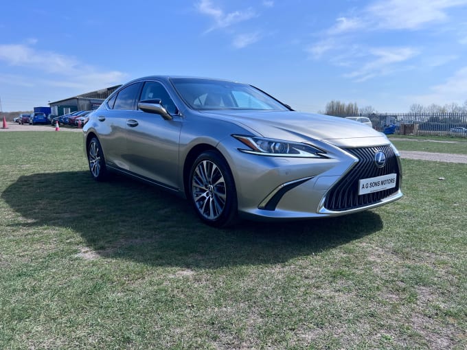 2025 Lexus Es 300h