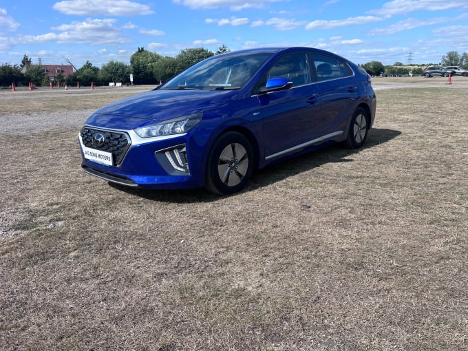 2025 Hyundai Ioniq