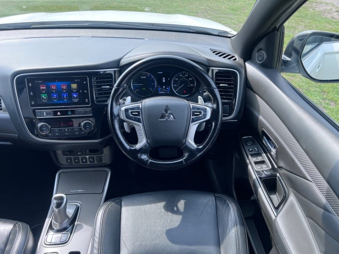 2025 Mitsubishi Outlander