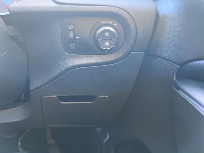2025 Vauxhall Grandland X
