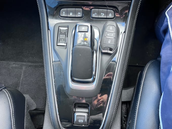 2025 Vauxhall Grandland X