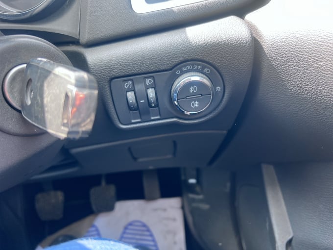 2025 Vauxhall Astra