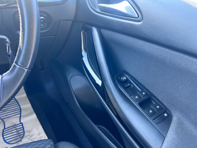 2025 Vauxhall Astra