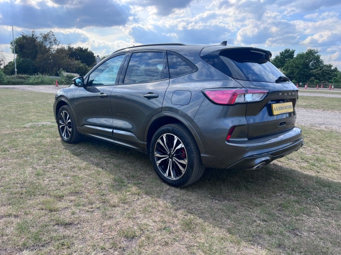 2025 Ford Kuga