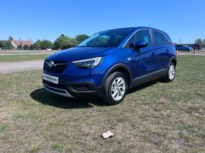 2025 Vauxhall Crossland X