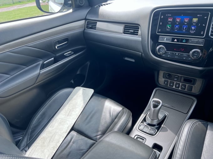 2025 Mitsubishi Outlander