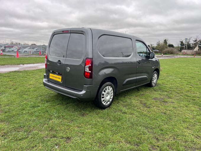 2025 Vauxhall Combo