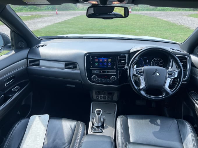 2025 Mitsubishi Outlander