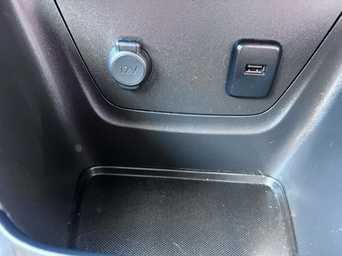 2025 Vauxhall Crossland X