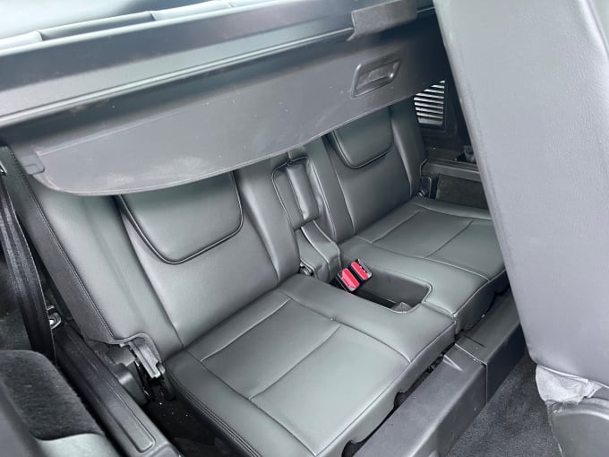 2025 Land Rover Discovery Sport