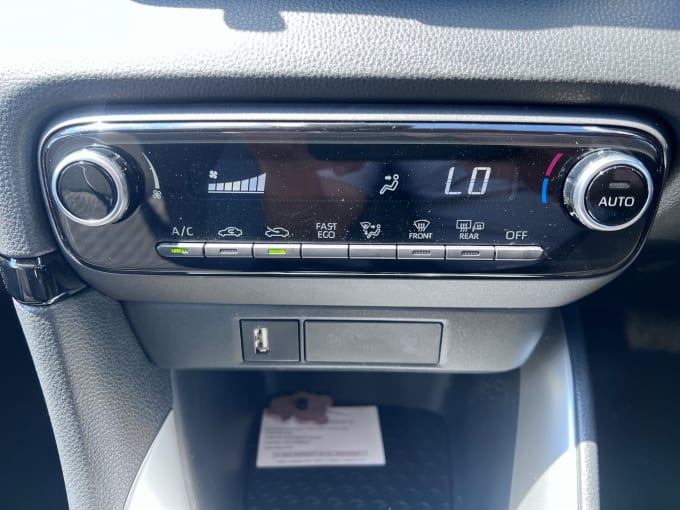 2025 Toyota Yaris