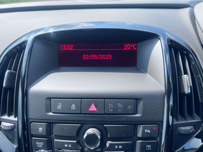 2025 Vauxhall Astra