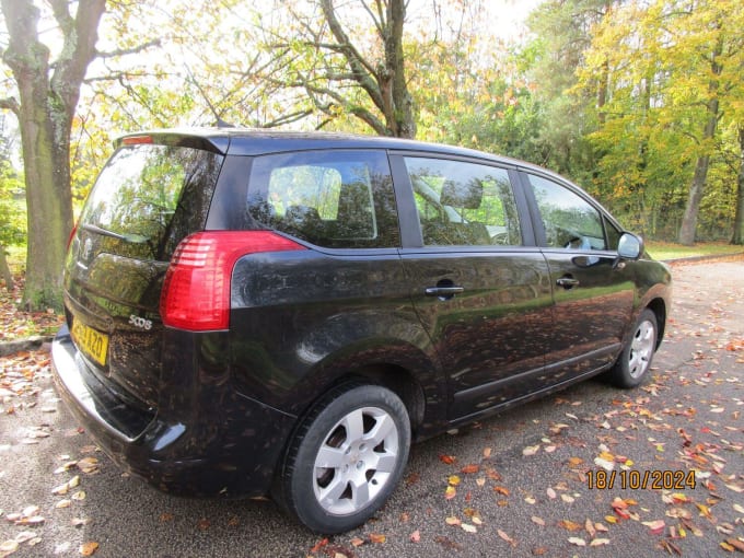 2013 Peugeot 5008