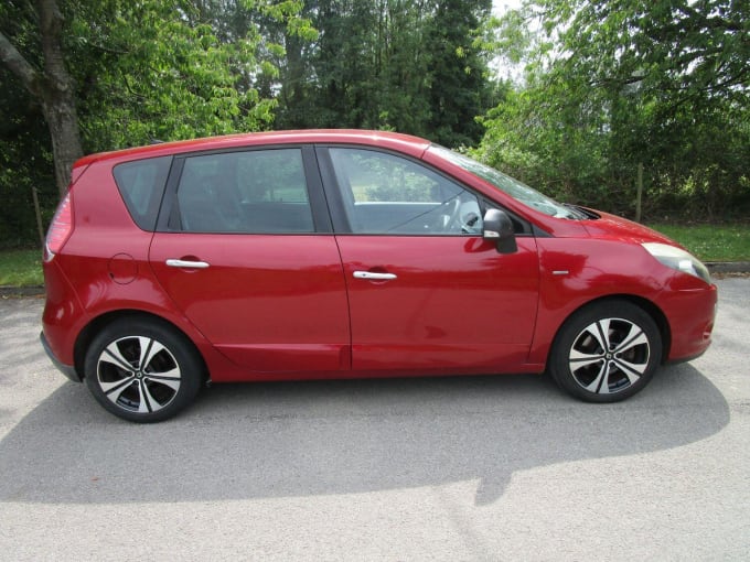 2011 Renault Scenic