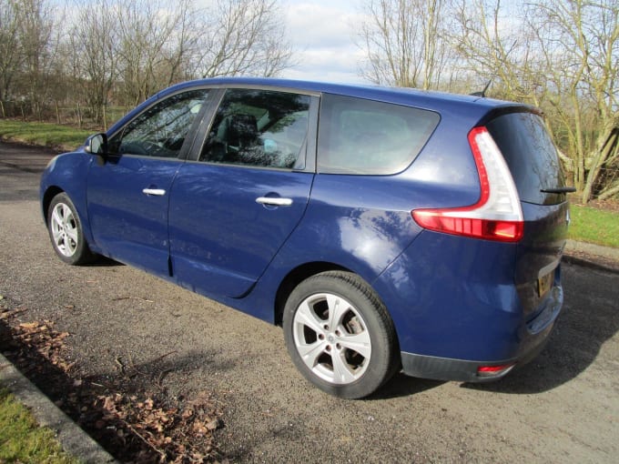 2011 Renault Scenic