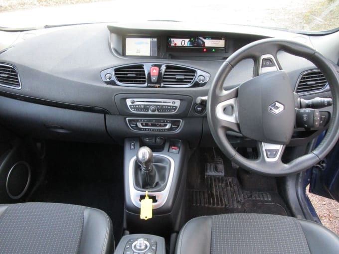 2011 Renault Scenic