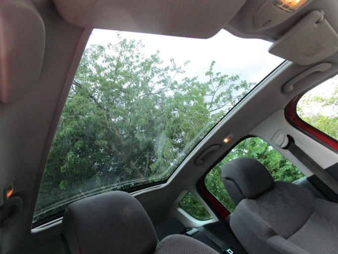 2012 Peugeot 3008