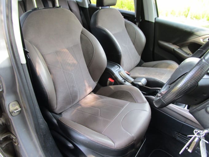 2013 Peugeot 2008