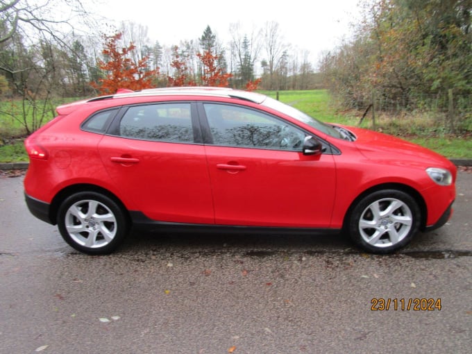 2014 Volvo V40 Cross Country