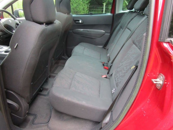 2012 Peugeot 3008
