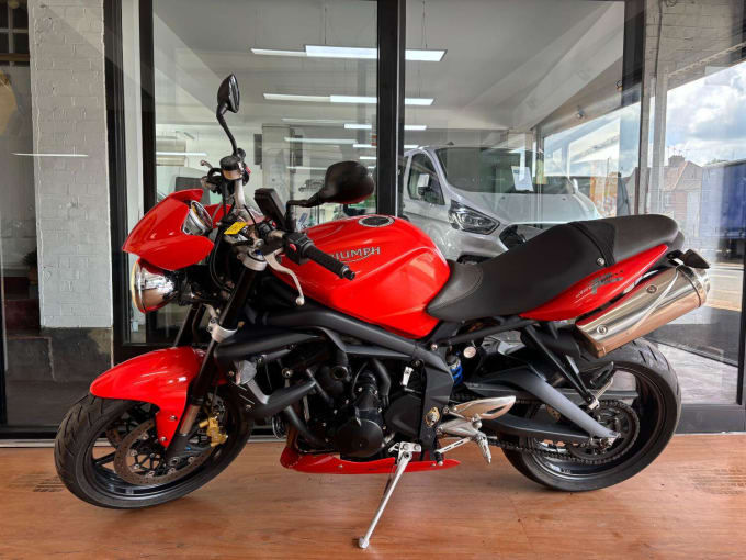 2009 Triumph Street Triple 675
