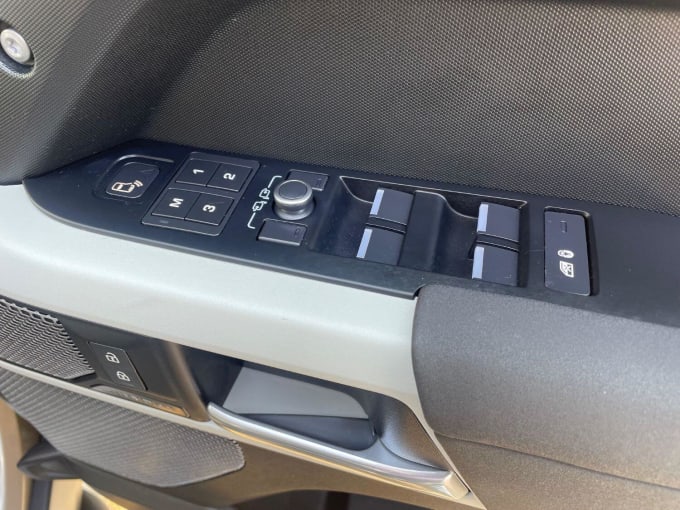 2022 Land Rover Defender 110