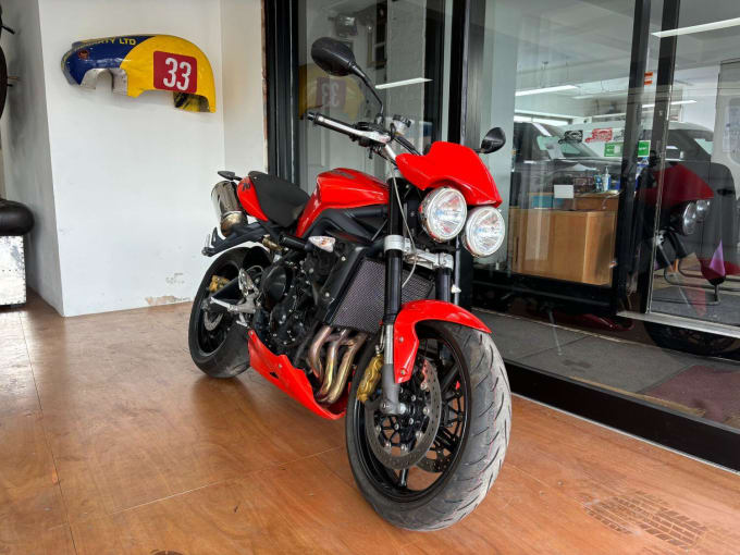 2009 Triumph Street Triple 675
