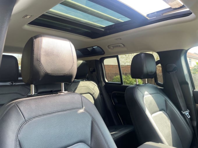 2022 Land Rover Defender 110