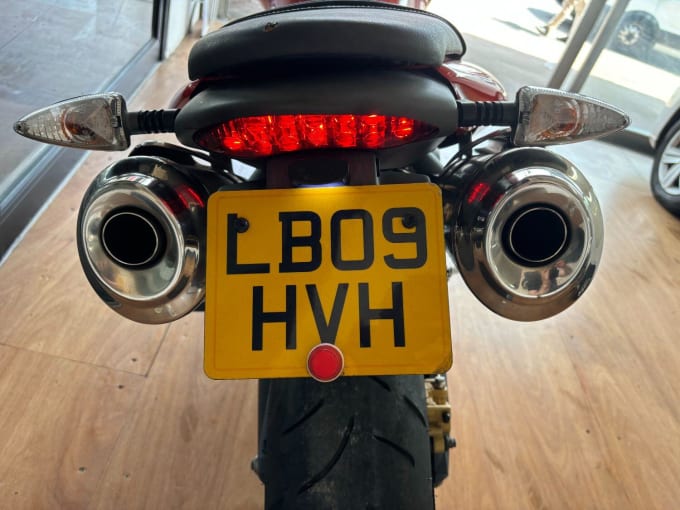 2009 Triumph Street Triple 675