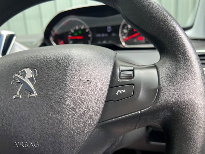 2012 Peugeot 208