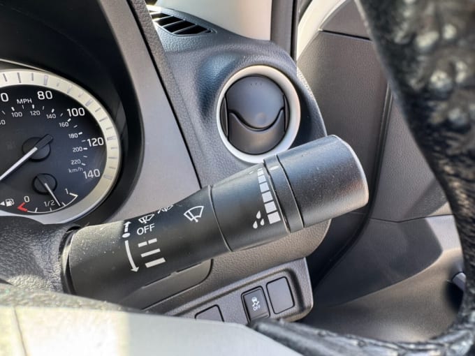 2025 Nissan Navara