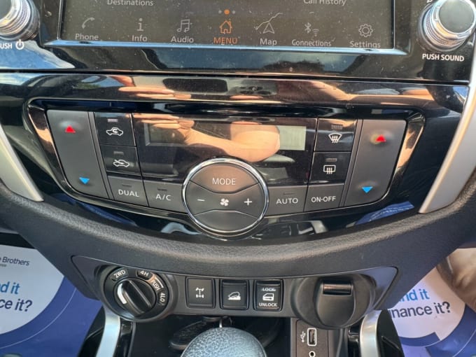 2025 Nissan Navara