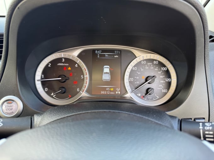 2025 Nissan Navara