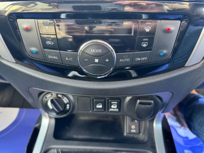 2025 Nissan Navara