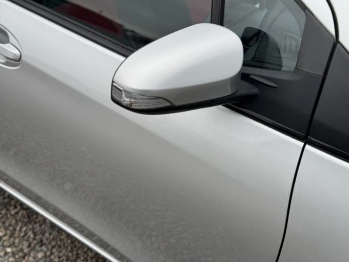 2025 Toyota Yaris