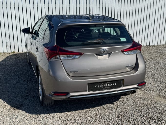 2025 Toyota Auris