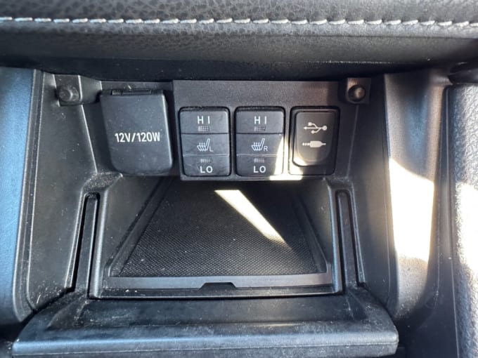 2025 Toyota Auris