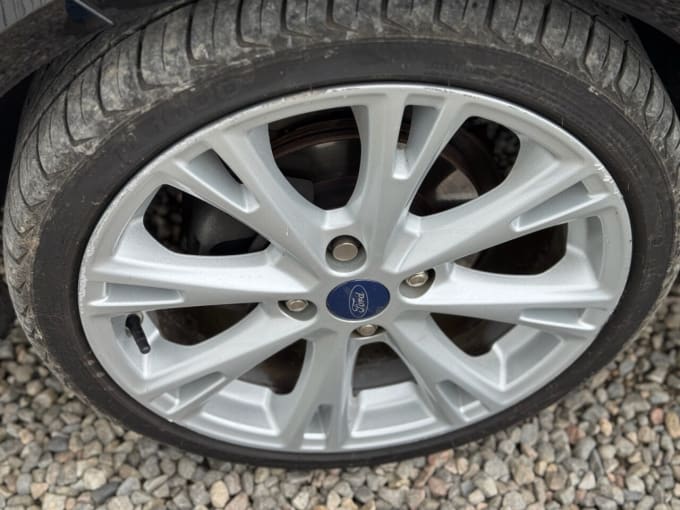 2025 Ford Fiesta Van