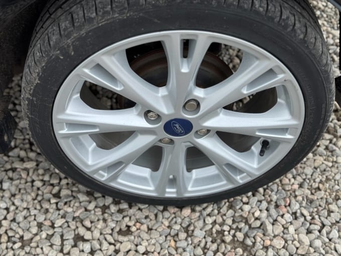 2025 Ford Fiesta Van