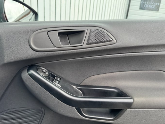 2025 Ford Fiesta Van