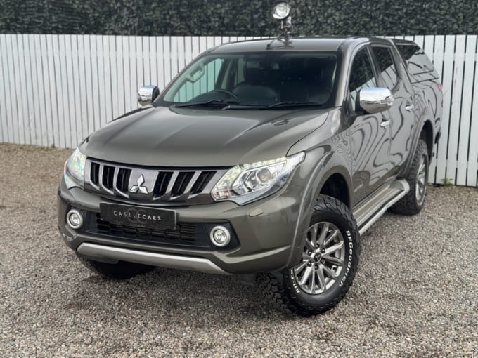 2025 Mitsubishi L200