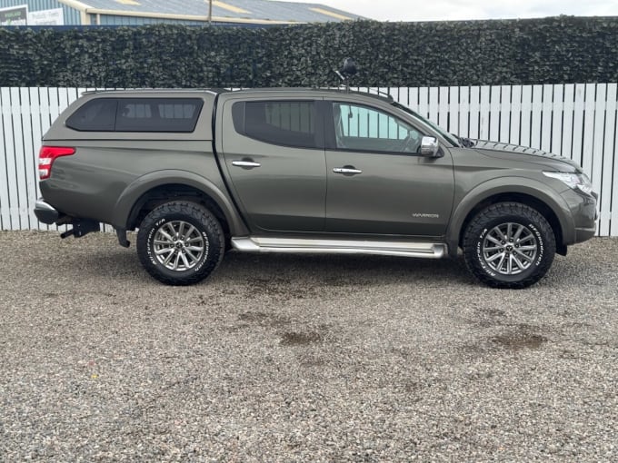 2025 Mitsubishi L200