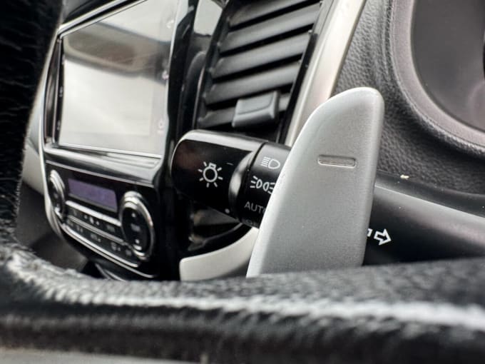 2025 Mitsubishi L200