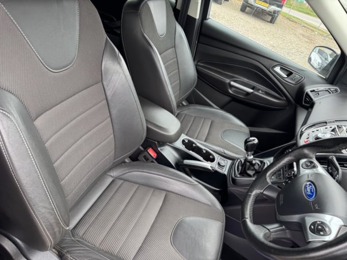 2025 Ford Kuga