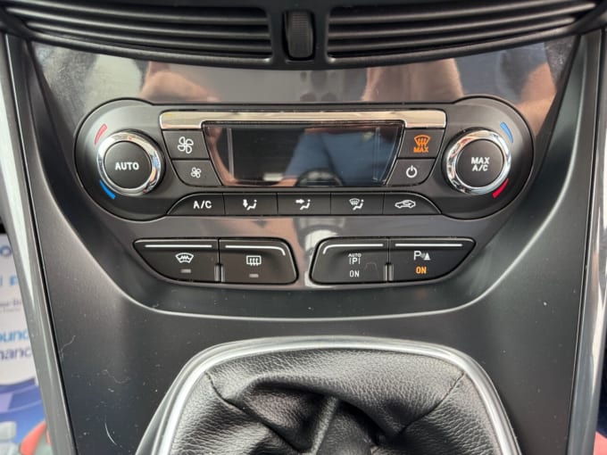 2025 Ford Kuga