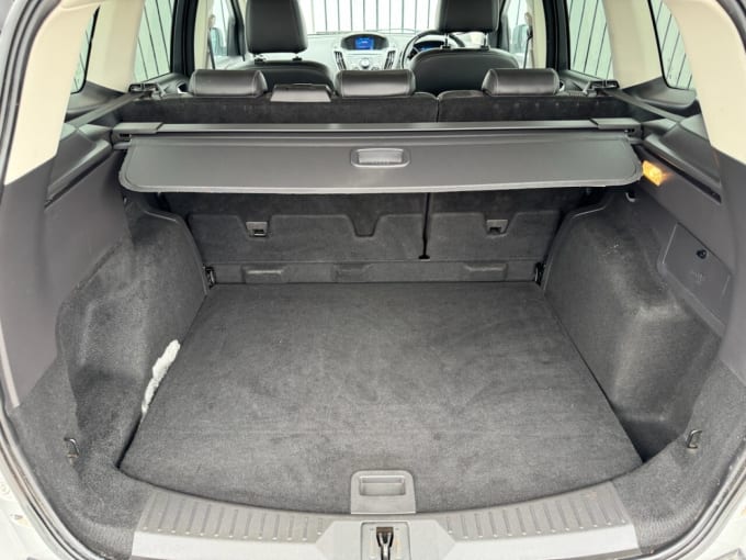 2025 Ford Kuga