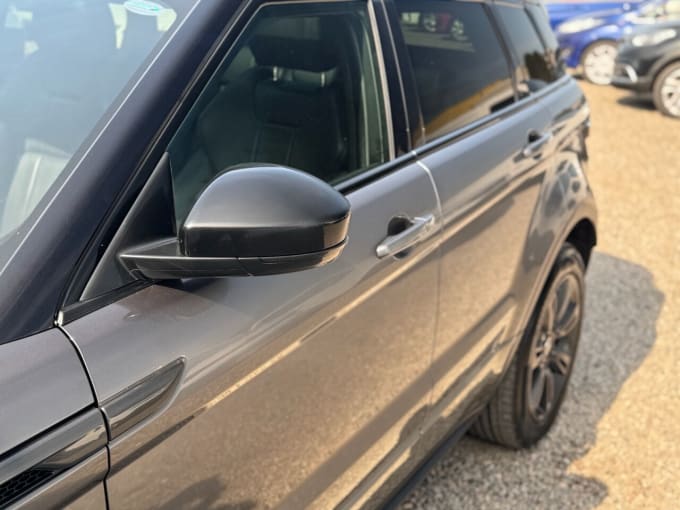 2025 Land Rover Range Rover Evoque
