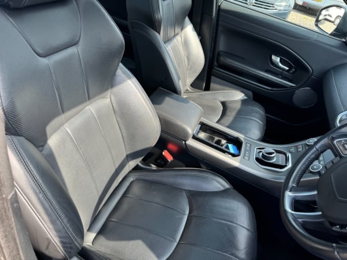 2025 Land Rover Range Rover Evoque