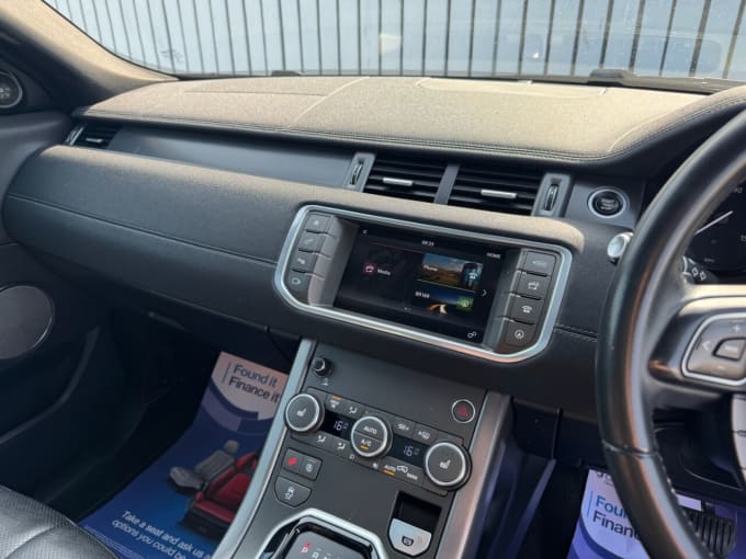 2025 Land Rover Range Rover Evoque